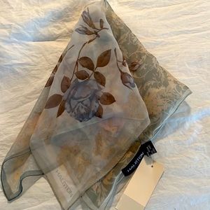 Vintage Halston NWT Floral Four Quadrant Floral Pattern Scarf